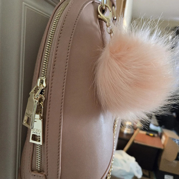 Sample handbag from BCBG Paris in blush pink, NWOT - Picture 13 of 15